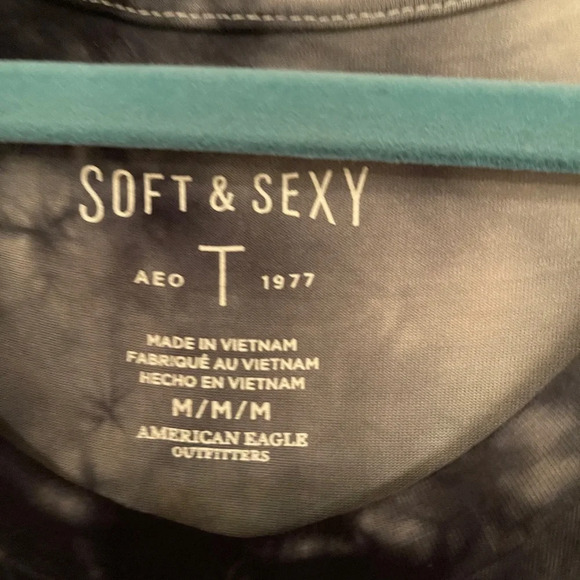 Navy blue American Eagle Soft and Sexy T size Medium - Picture 2 of 3